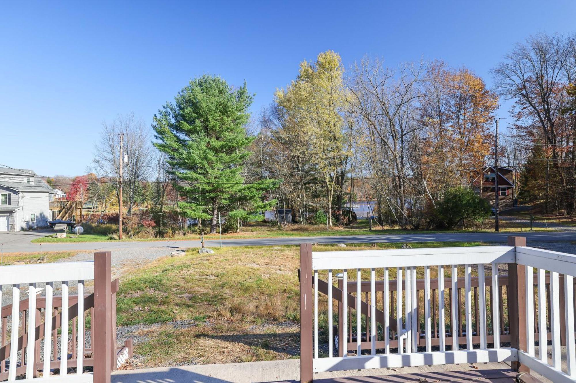 Lakeview! - Close To Skiing - Includes Firepit & Game Room! *