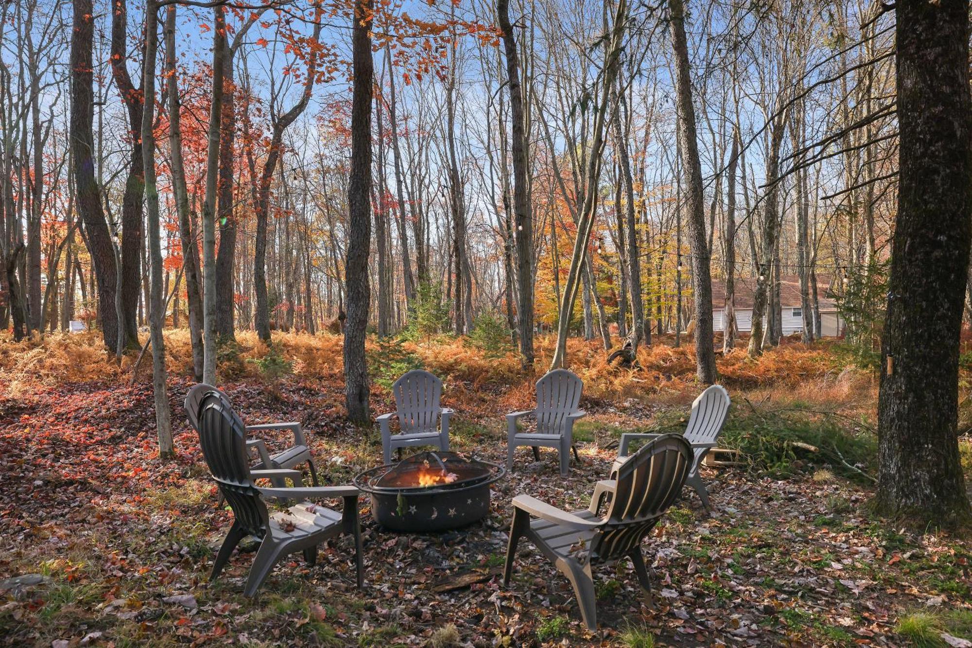 Lakeview! - Close To Skiing - Includes Firepit & Game Room! * Arrowhead Lake