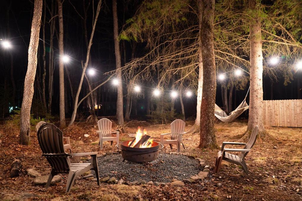 Lakeview! - Close To Skiing - Includes Firepit & Game Room! *