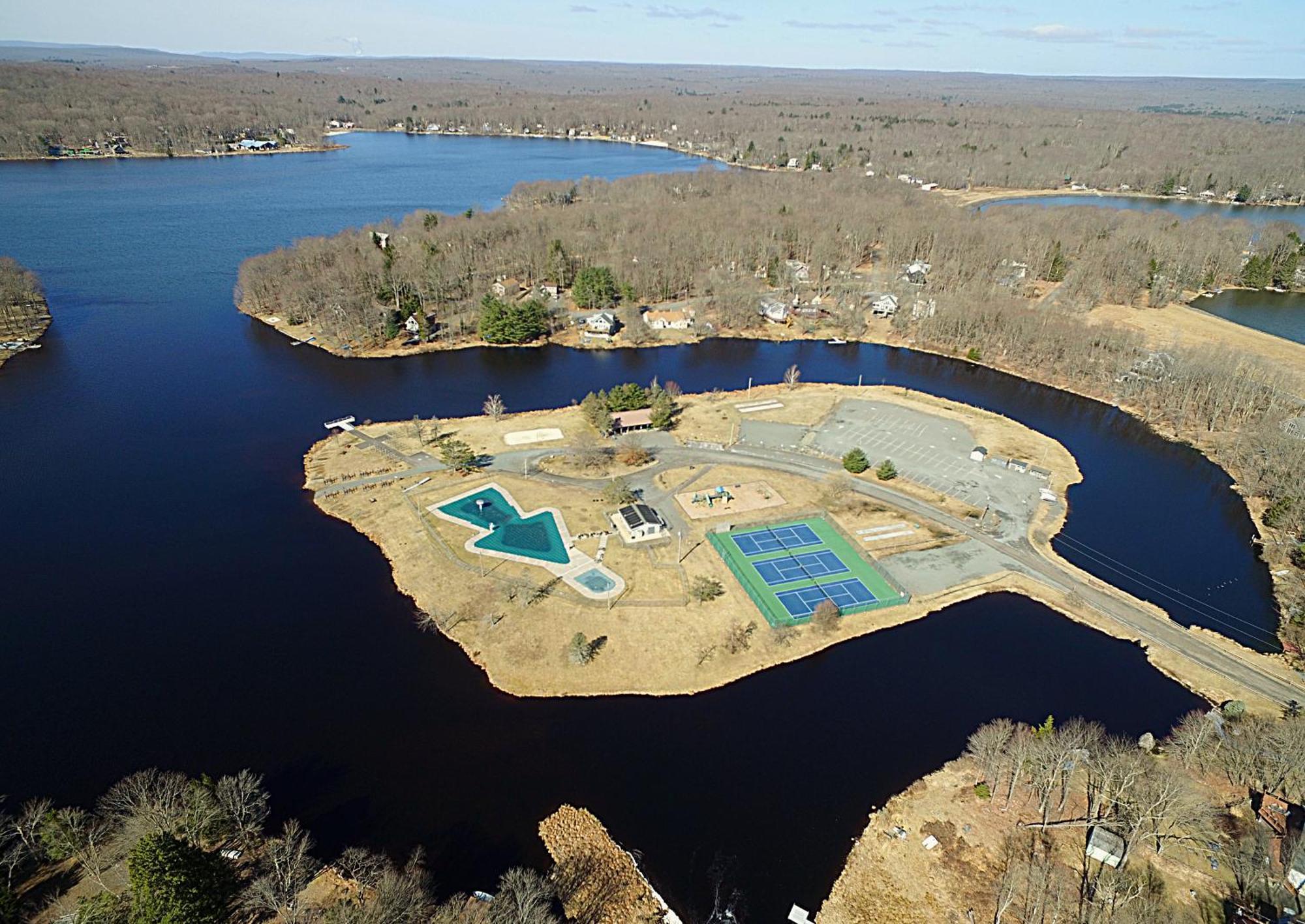Lakeview! - Close To Skiing - Includes Firepit & Game Room! * Arrowhead Lake